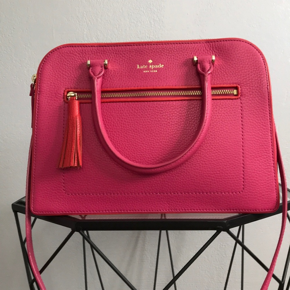 Kate spade pink purse. Perfect condition!